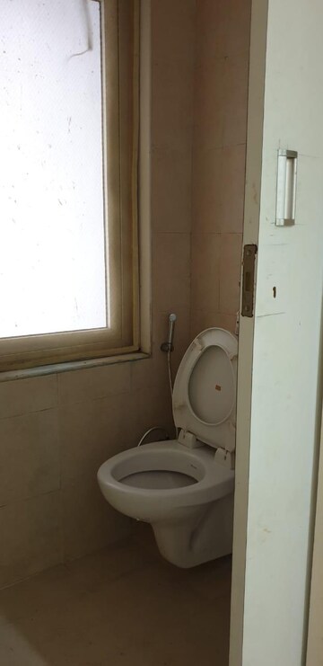 Bathroom in 3.5 BHK Apartment at Lodha Fiorenza, Goregaon East – for Rent