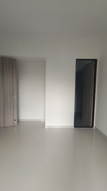 Room in 1 BHK Apartment at Ashar Axis, Majiwada – for Rent