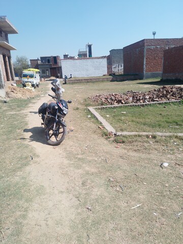  Plot – Exterior View View at Sikandrabad - for Sale