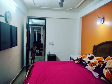 Bedroom in 3 BHK Builder Floor at Paryavaran Complex – for Rent