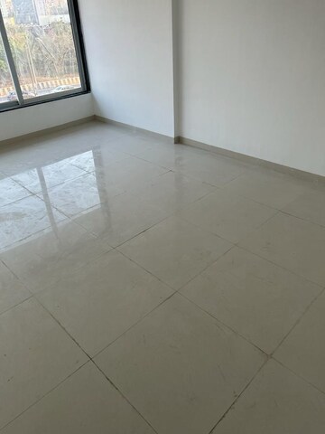 Room in 2 BHK Apartment at Grace Mass Metropolis, Chembur – for Rent