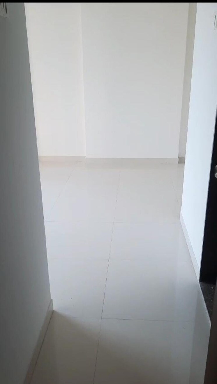 Room, metropolis-aquaris-phase-1 1.5 Bedroom 570 Sq.Ft. Apartment In Kasarvadavali Thane 8046817