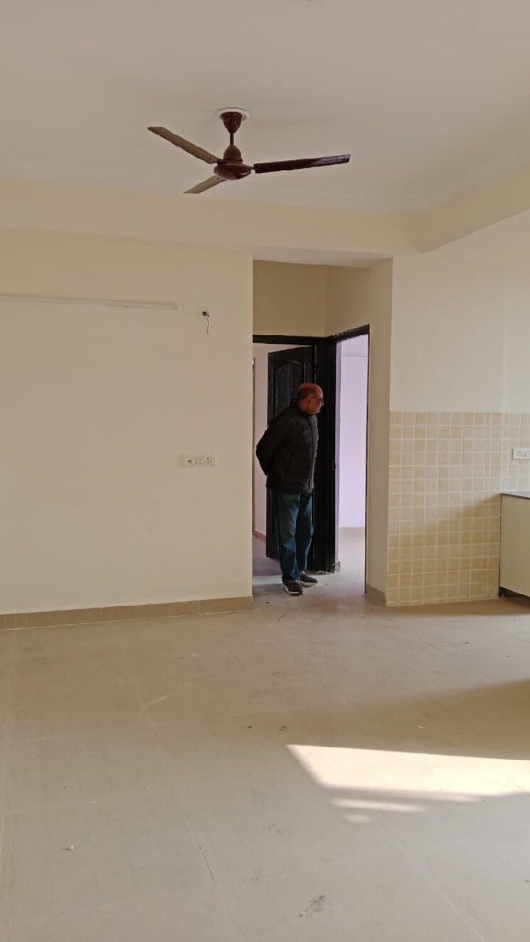 Room, saviour-greenisle 3.5 Bedroom 1800 Sq.Ft. Apartment In Sain Vihar Ghaziabad 8046852