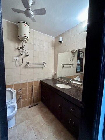 Kitchen in 1 BHK Builder Floor at Ardee City, Sector 52 – for Rent