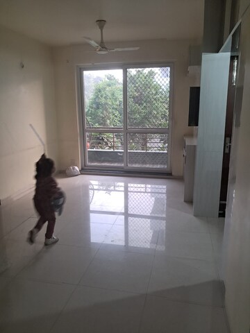 Room in 3 BHK Builder Floor at BPTP Parkland Pride, Sector 77 – for Rent