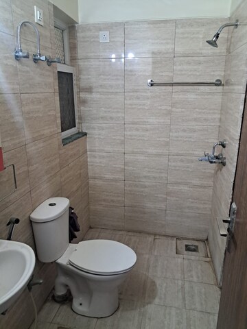 Bathroom in 3 BHK Builder Floor at BPTP Parkland Pride, Sector 77 – for Rent