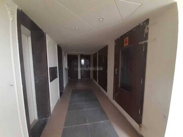 Building Lobby in 2 BHK Apartment at BPTP Discovery Park, Sector 80 – for Rent