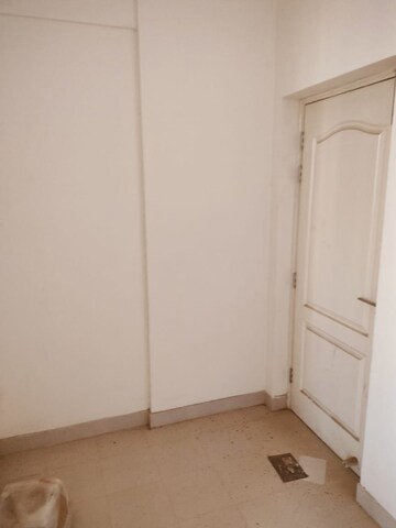Room in 3 BHK Apartment at Godrej Aria, Sector 79 – for Sale