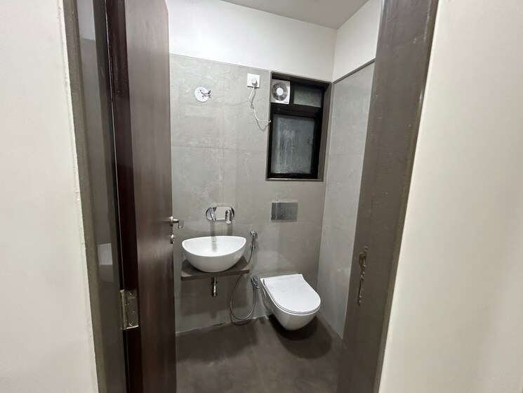 Bathroom, modirealty-ashvattha 2 Bedroom 663 Sq.Ft. Apartment In Dahisar East Mumbai 8046922