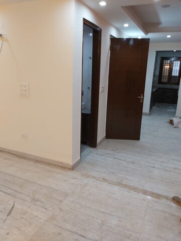 Room in 2 BHK Apartment at Nangal Dewat – for Rent