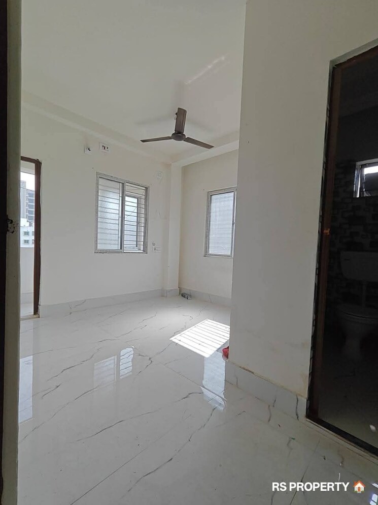Bathroom, asha-nirman 2 Bedroom 855 Sq.Ft. Apartment In Keshtopur Kolkata 8047046