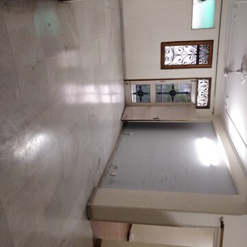 Kitchen in 3 BHK Apartment at DLF Exclusive Floors, Sector 53 – for Sale