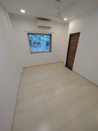 2 BHK Apartment For Rent in Lovelita CHS Juhu Mumbai  8047013