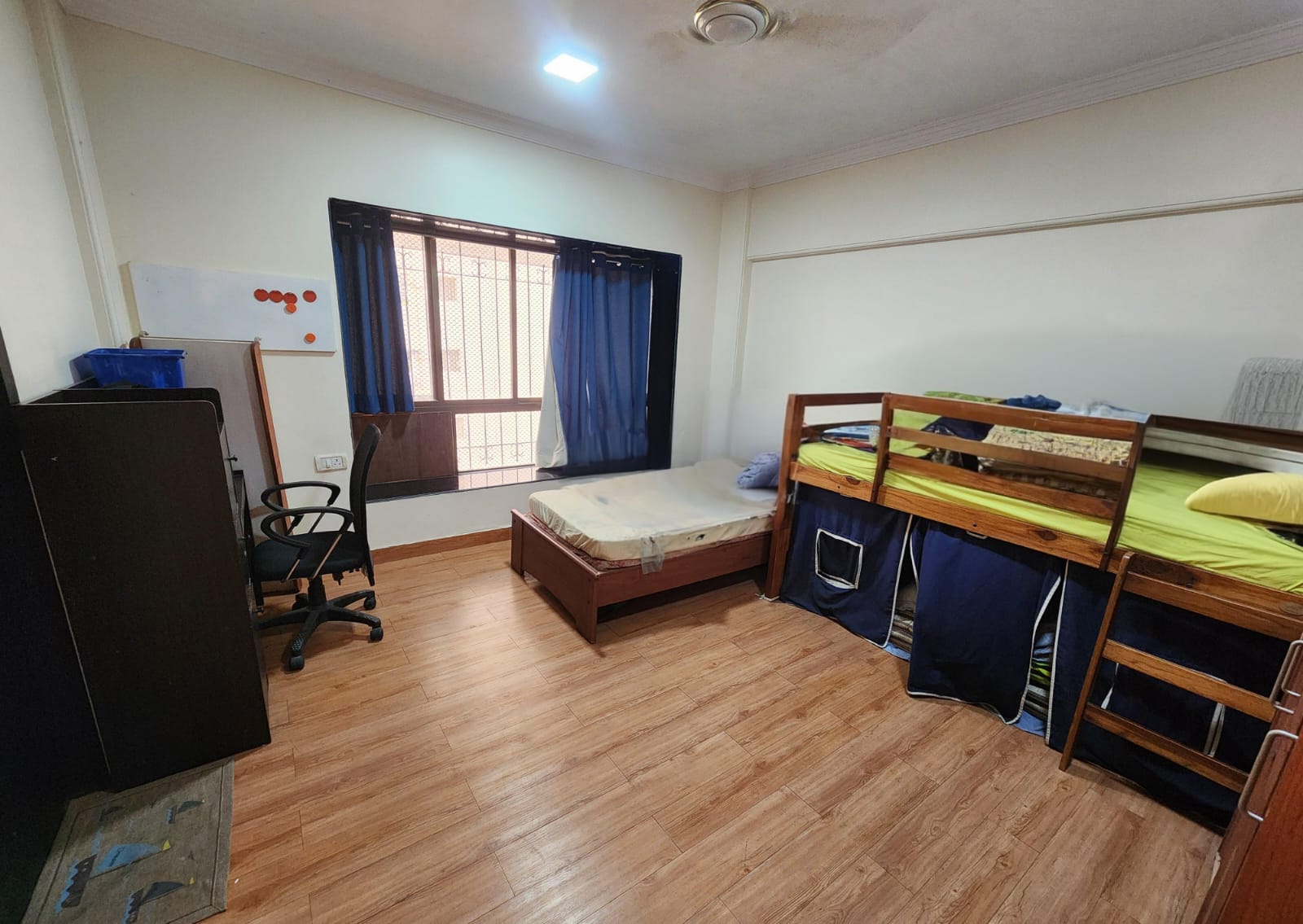 2 BHK Apartment For Sale in Lodha Bel Air