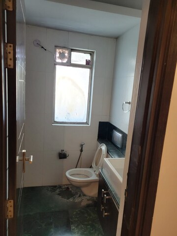 Bathroom in 4 BHK Apartment at Parsvnath Exotica, Sector 53 – for Sale