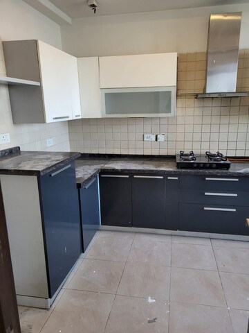 Kitchen in 4 BHK Apartment at Parsvnath Exotica, Sector 53 – for Sale