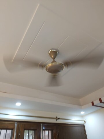 Furnished Amenities in 1 BHK Apartment at Goregaon West – for Rent
