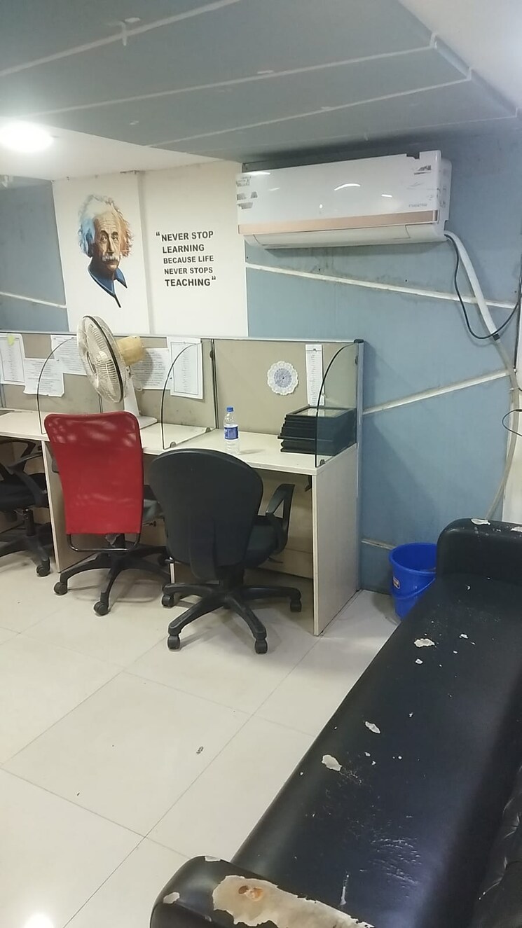 Team Area, chandiwala-pearl-majestic Commercial Office Space 360 Sq.Ft. In Jogeshwari West Mumbai 8047065