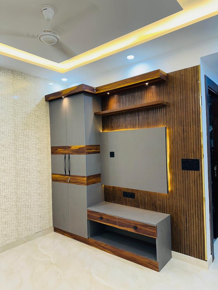 undefined, gyan khand 3 Bedroom 1500 Sq.Ft. Builder Floor In Gyan Khand Ghaziabad 8047067