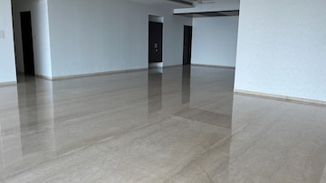 Room in 5 BHK Apartment at Avighna One Avighna Park, Lower Parel – for Sale