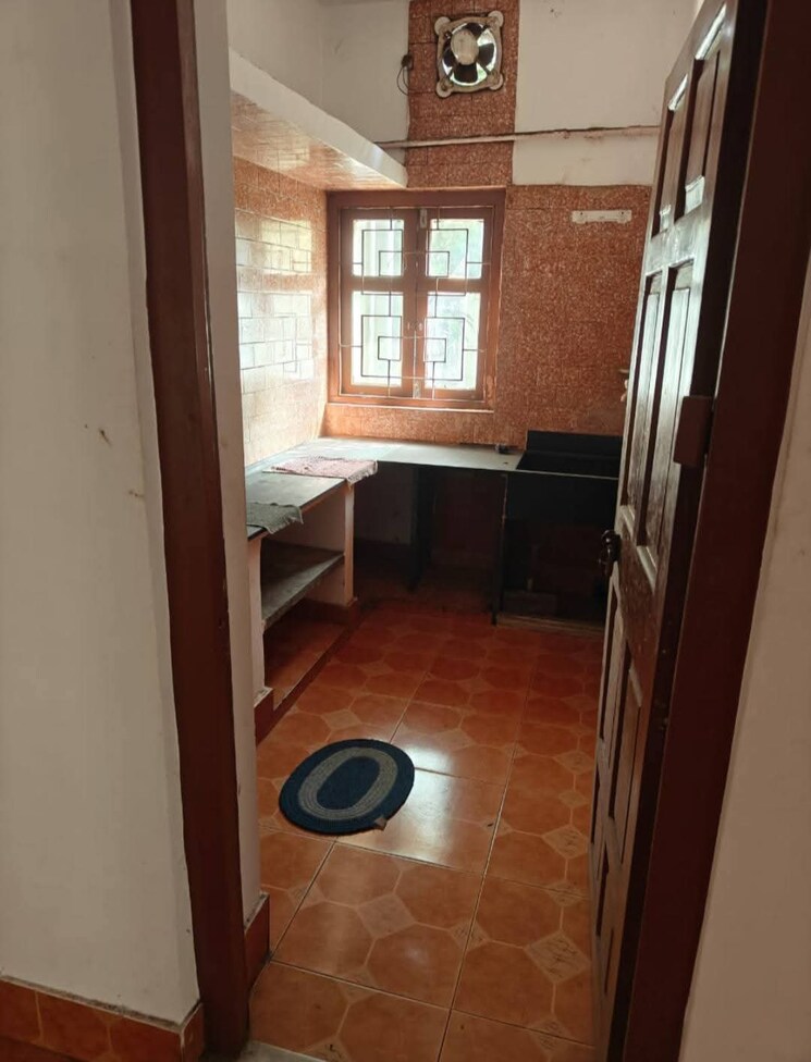 Bathroom, karunamoyee-housing-society 3 Bedroom 1200 Sq.Ft. Apartment In Salt Lake City Kolkata 8047118