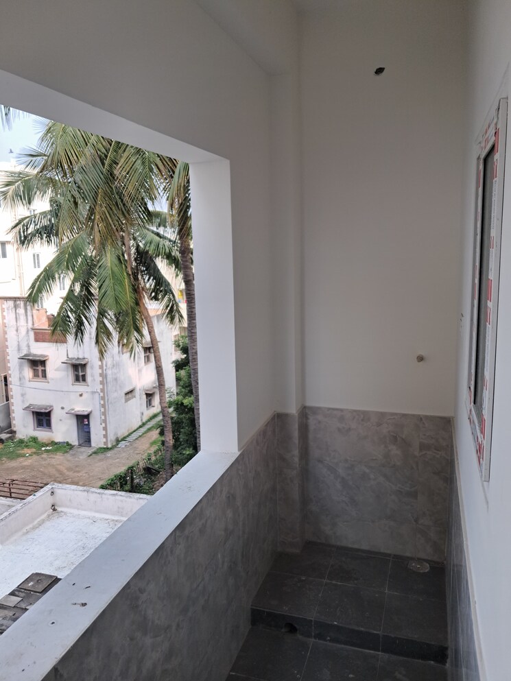 Balcony, virugambakkam 3 Bedroom 1324 Sq.Ft. Apartment In Virugambakkam Chennai 8047195
