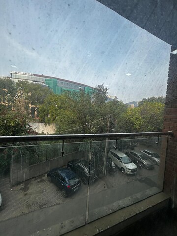 Balcony in 2 BHK Builder Floor at Safdarjang Enclave – for Rent