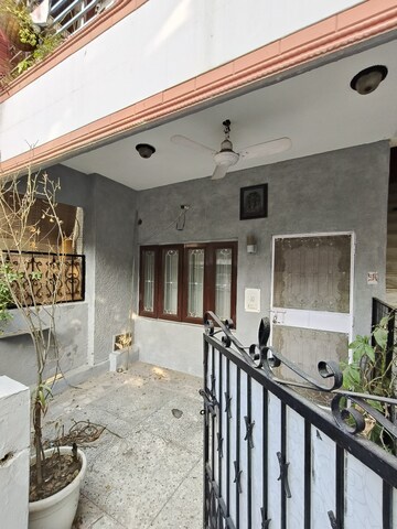 1 BHK Builder Floor – Exterior View View at Safdarjang Enclave - for Rent