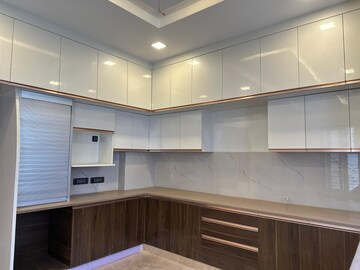 Kitchen in 5 BHK Villa at Anakaputhur – for Sale