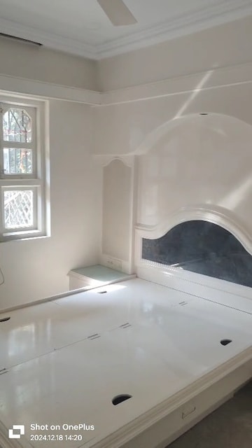 Master Bedroom in 2 BHK Apartment at Nahars Everest, Versova – for Rent