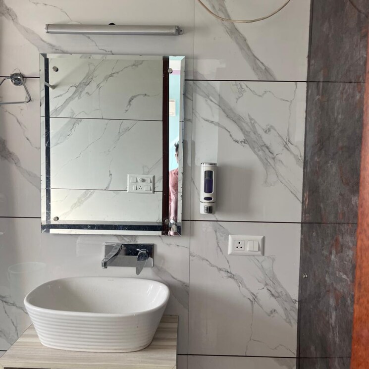 Bathroom, international airport road 3.5 Bedroom 1420 Sq.Ft. Apartment In International Airport Road Zirakpur 8047384