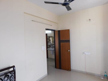 Room in 2 BHK Apartment at Jain Sadguru Heights, Madinaguda – for Sale