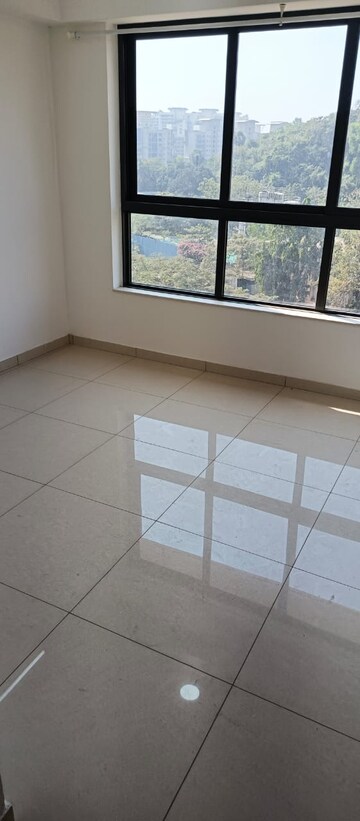 Balcony in 2 BHK Apartment at Shapoorji Pallonji Vicinia, Powai – for Sale