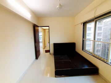 Room in 2 BHK Apartment at Kyraa Ariso Apartment, Chembur – for Rent