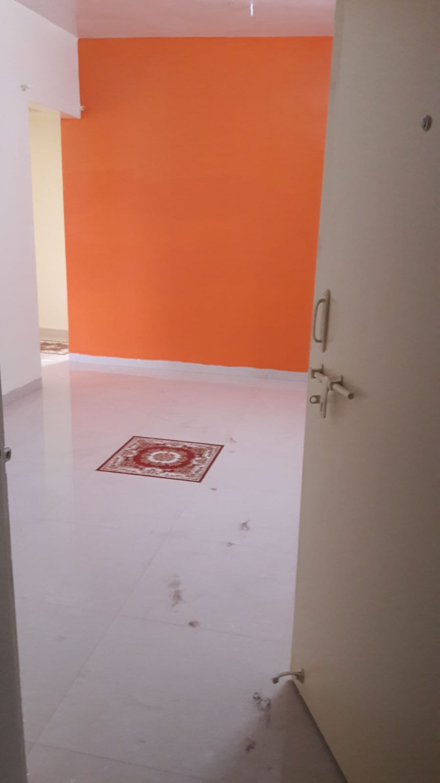 2 BHK + Extra Room Apartment For Sale in Om Sakshi Corner