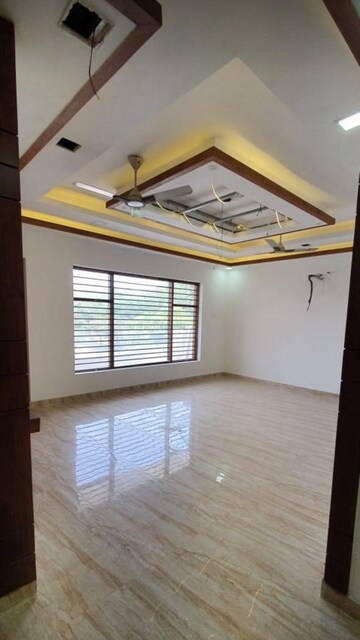 4 BHK Builder Floor For Rent in Sector 43