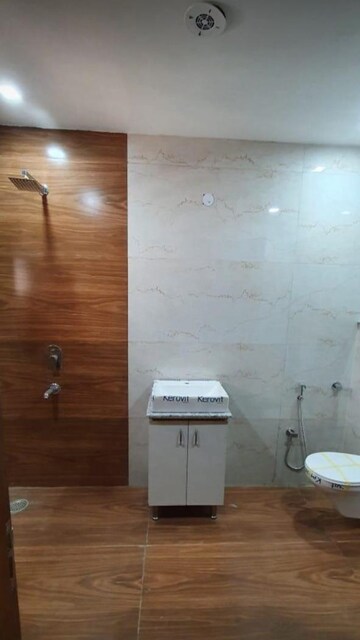 Bathroom in 4 BHK Builder Floor at Sector 43 – for Rent