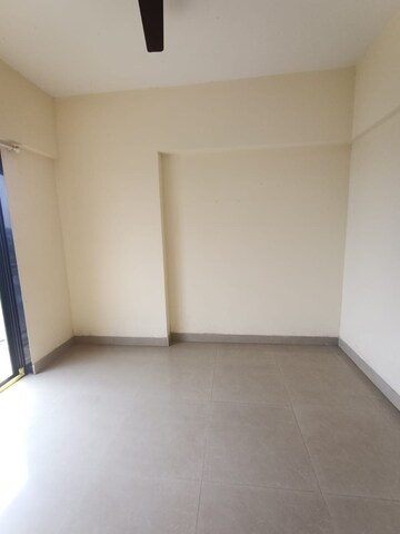Room in 1 BHK Apartment at Puraniks City Reserva, Ghodbunder Road – for Rent
