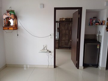 Room in 1 BHK Apartment at Puraniks City Reserva, Ghodbunder Road – for Rent