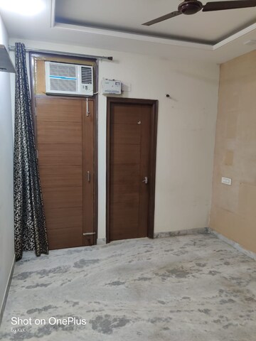 Room in 2 BHK Apartment at Guru Nanak Enclave, Dhakoli Village – for Rent