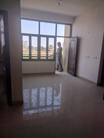 2 BHK Apartment For Rent in Aditya World City Bamheta Ghaziabad  8047868