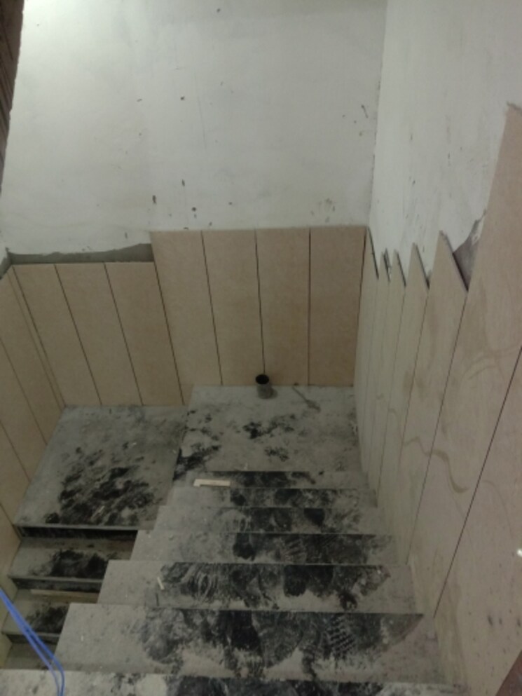 Bathroom, dwarka mor 2.5 Bedroom 675 Sq.Ft. Independent House In Dwarka Mor Delhi 8047925