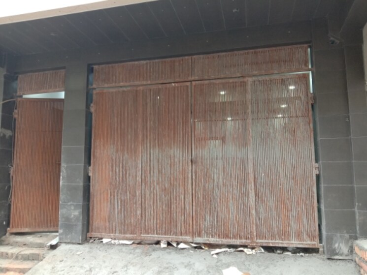 Room, dwarka mor 2.5 Bedroom 675 Sq.Ft. Independent House In Dwarka Mor Delhi 8047925