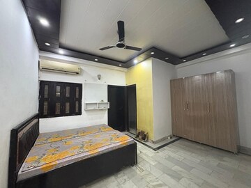 Bedroom in 1 BHK Builder Floor at Saket – for Rent
