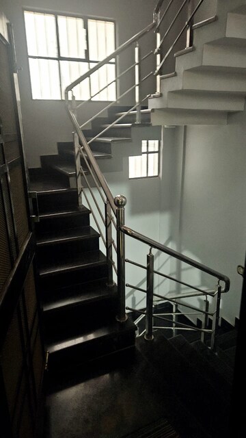 Staircase in 1 RK Independent House at Gomti Nagar – for Rent