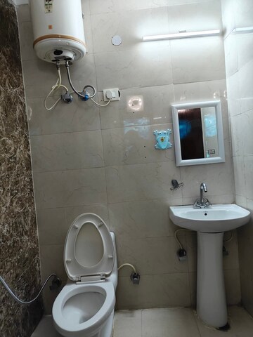 Bathroom in 1 BHK Builder Floor at Saket – for Rent