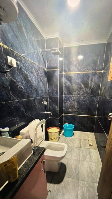 Bathroom in 1 BHK Builder Floor at Saket – for Rent
