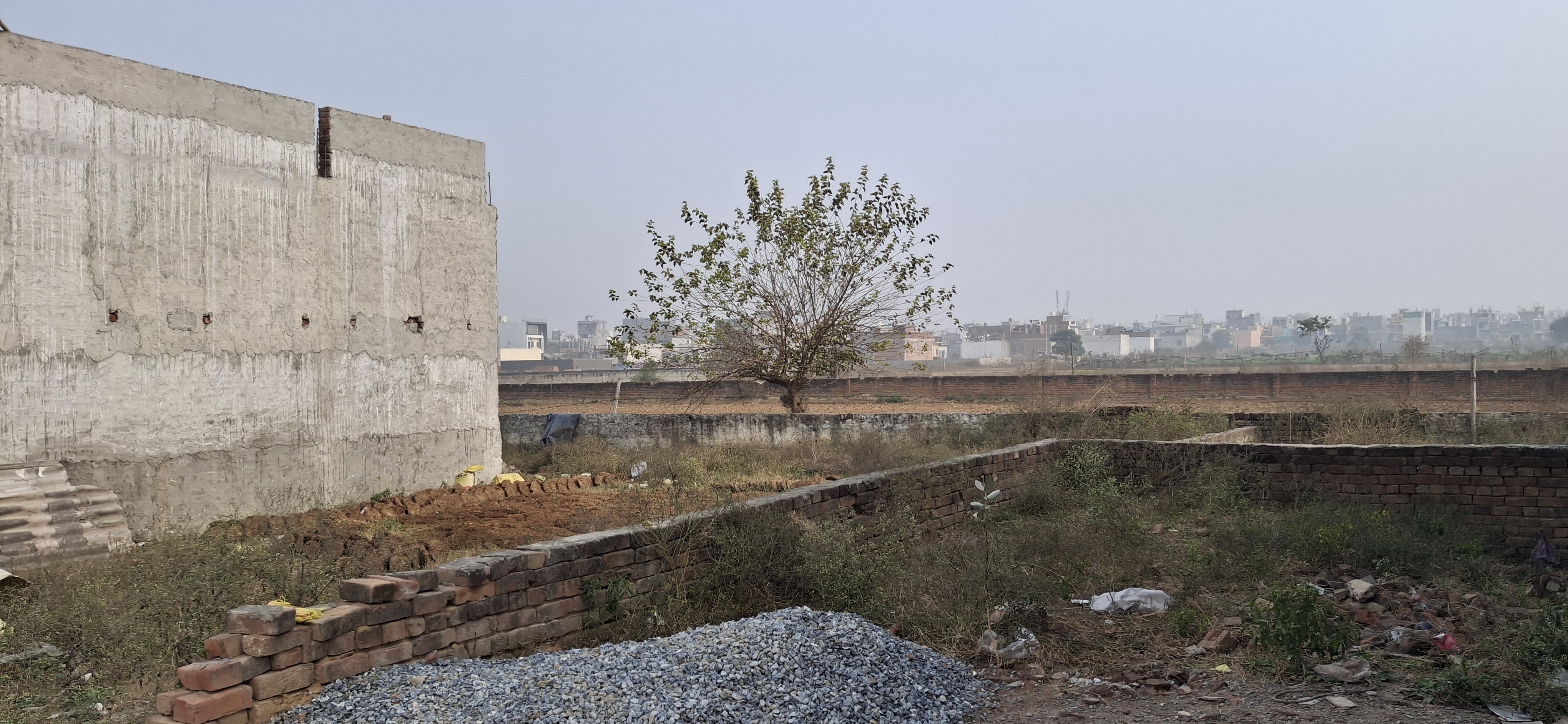 Plot For Sale in Mk Property 