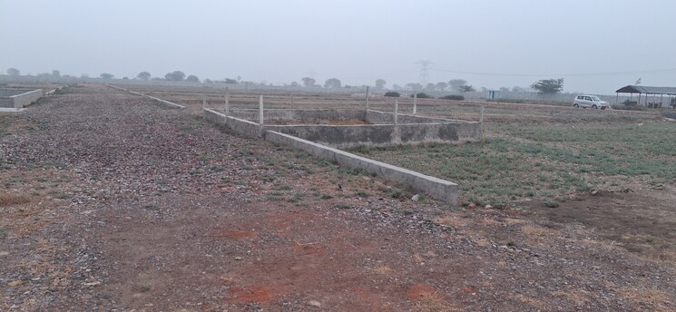 undefined, upsidc site b  100 Sq.Yd. Plot In Upsidc Site B Greater Noida 8047942