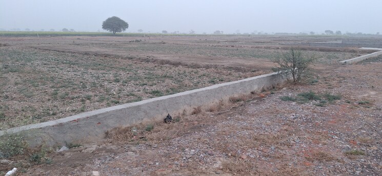 undefined, upsidc site b  100 Sq.Yd. Plot In Upsidc Site B Greater Noida 8047942